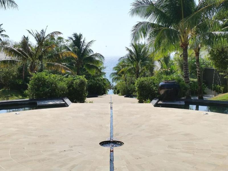 อัสยา พรีเมียร์ สวีท Hotel Manoc-Manoc ภายนอก รูปภาพ